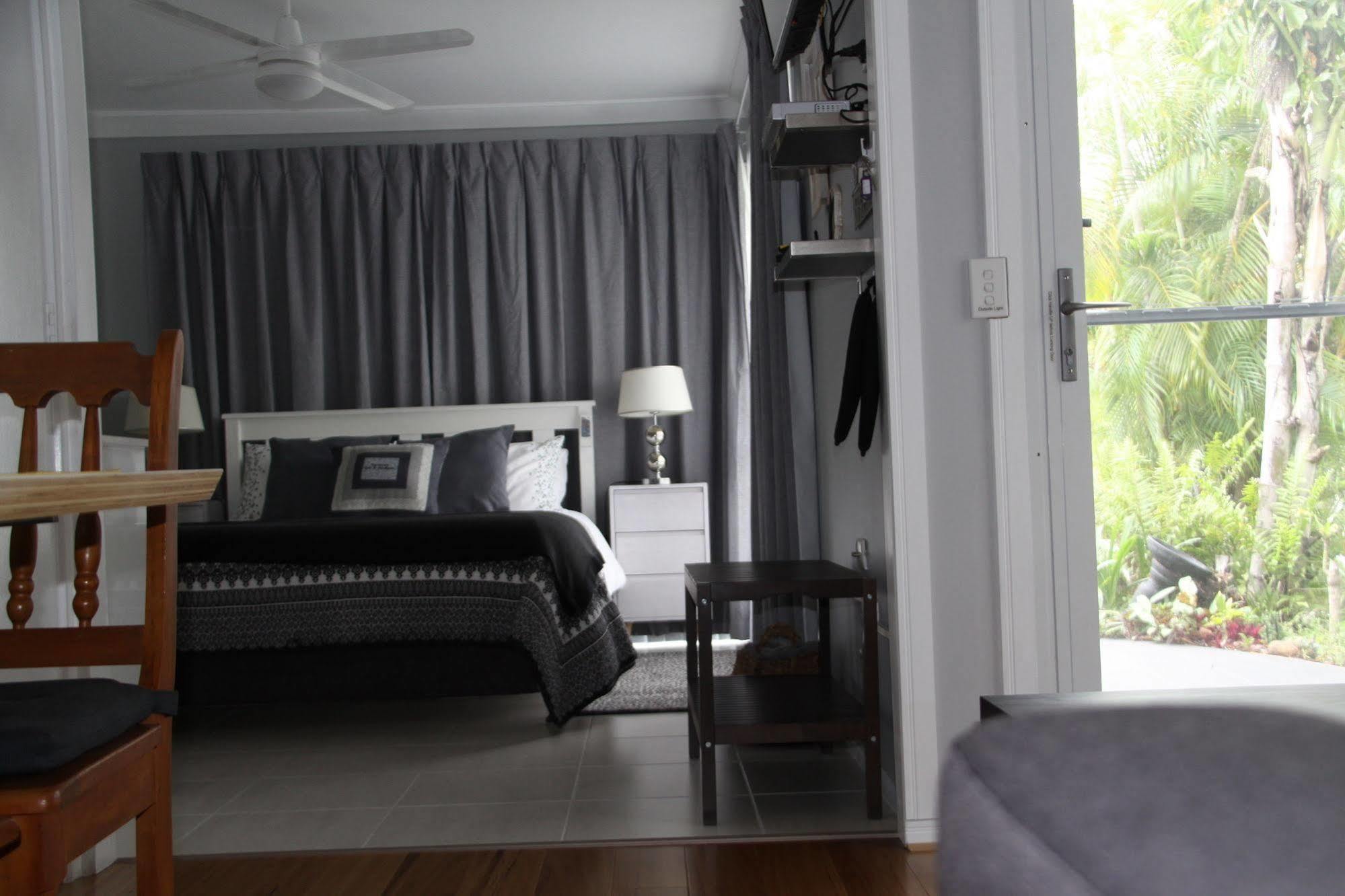 בריסביין Paperbark Bed & Breakfast מראה חיצוני תמונה