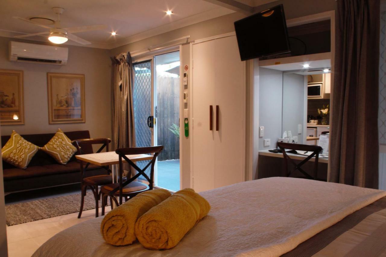 בריסביין Paperbark Bed & Breakfast מראה חיצוני תמונה